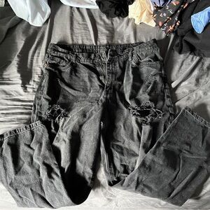 super flattering black jeans